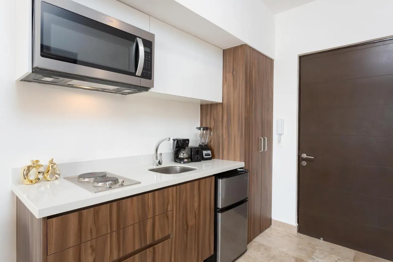 Studio Vanessa Beach 42 A 1 Min De La Playa Y 5Ta Av 普拉亚卡门 0*,  墨西哥