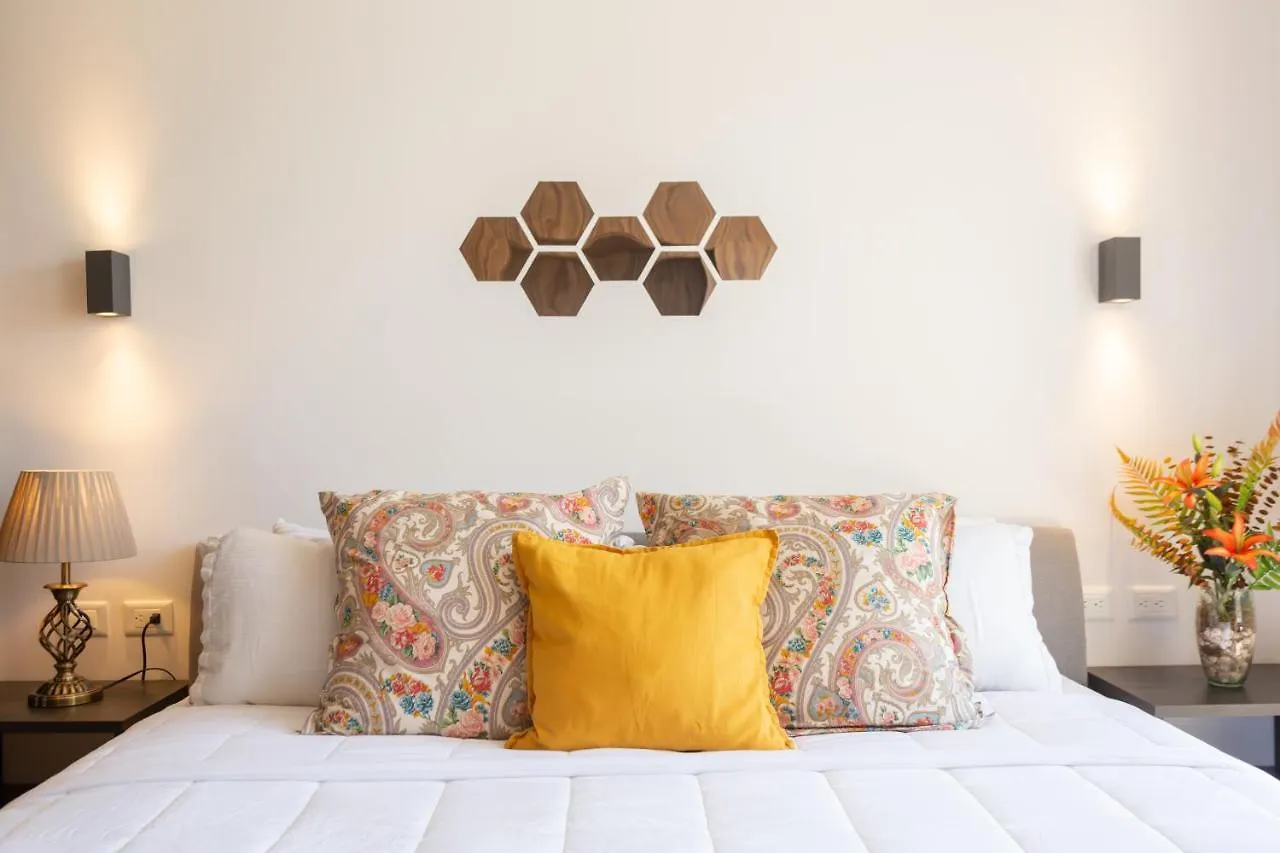 Studio Vanessa Beach 42 A 1 Min De La Playa Y 5Ta Av 普拉亚卡门 0*,  墨西哥